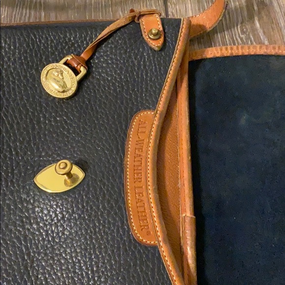 Dooney and Bourke Vintage “Spectator” Bag - Picture 3 of 15